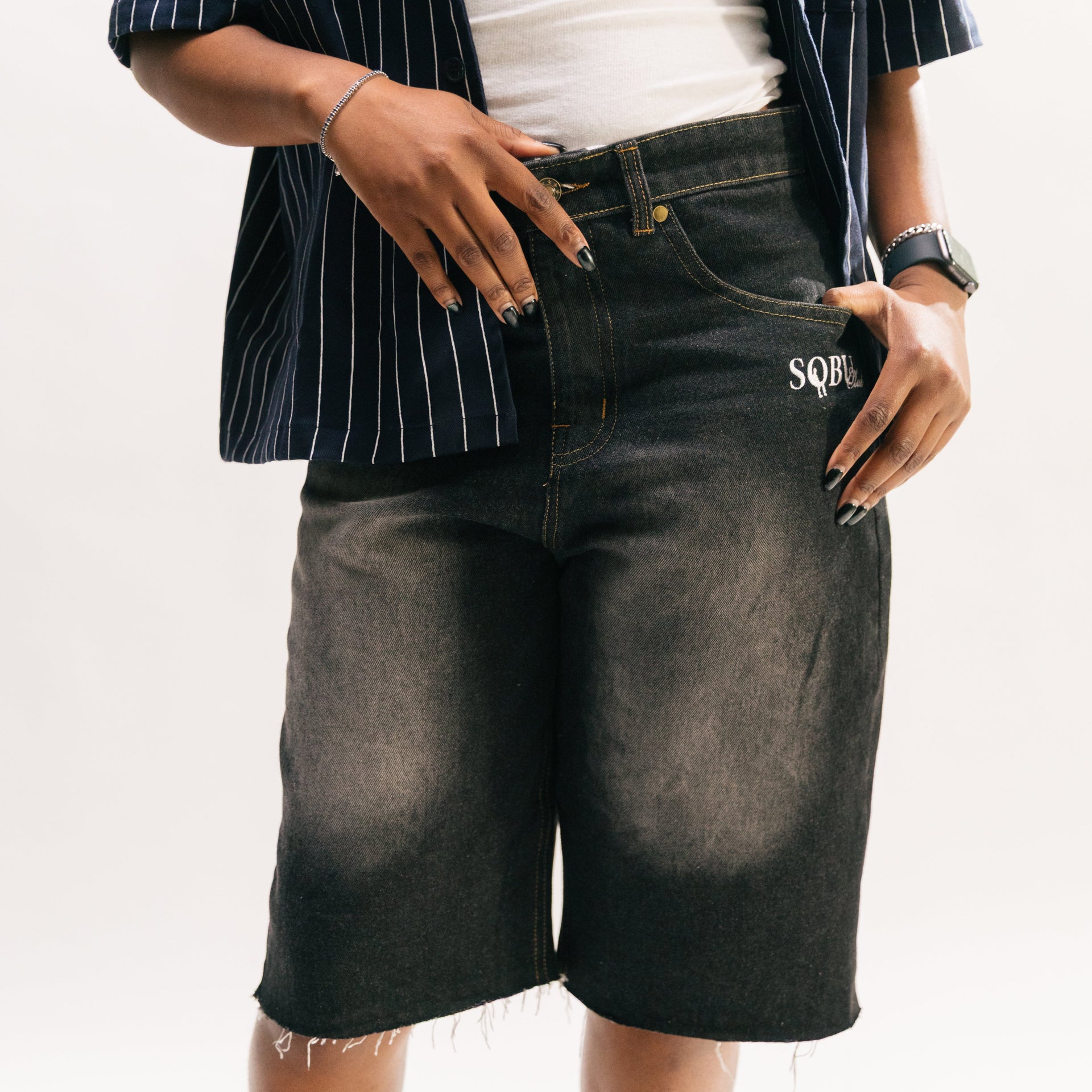 DENIM SHORTS - BLACK